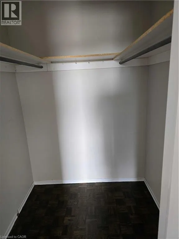 5291 LAKESHORE Road Unit# 101, #101