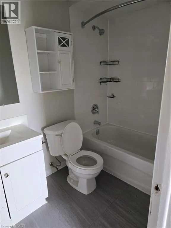 5291 LAKESHORE Road Unit# 101, #101