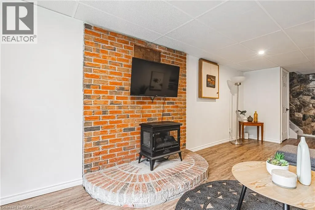 68 SCOTT Road