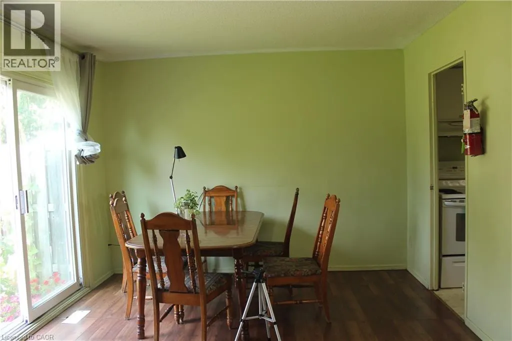 399 KEATS Way Unit# 4, #4
