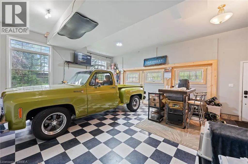 38 SILVER LAKE Drive