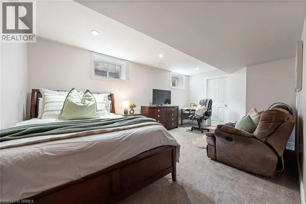 38 SILVER LAKE Drive