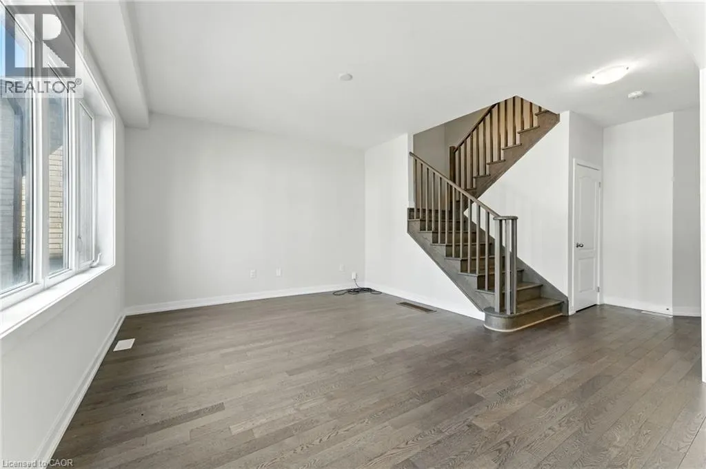 33 SANTOS Drive