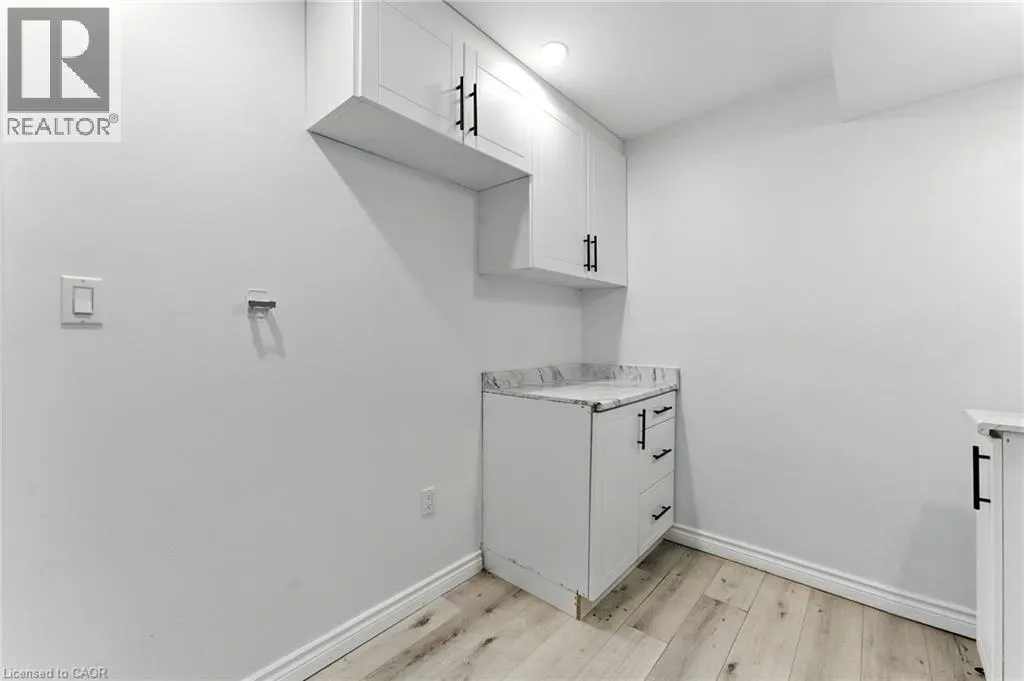 33 SANTOS Drive