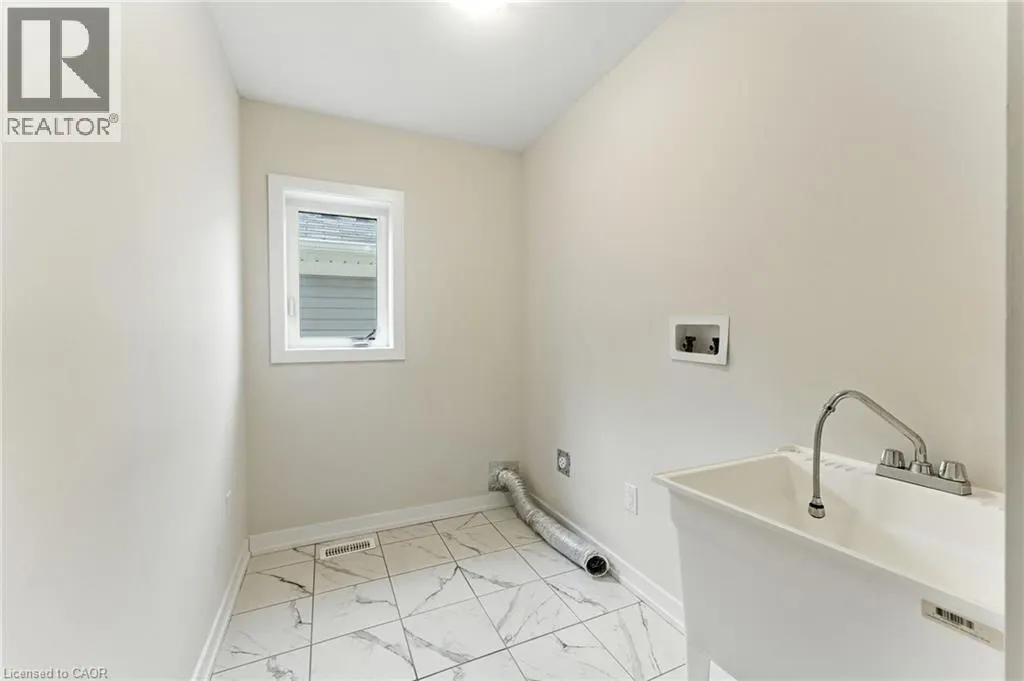 33 SANTOS Drive