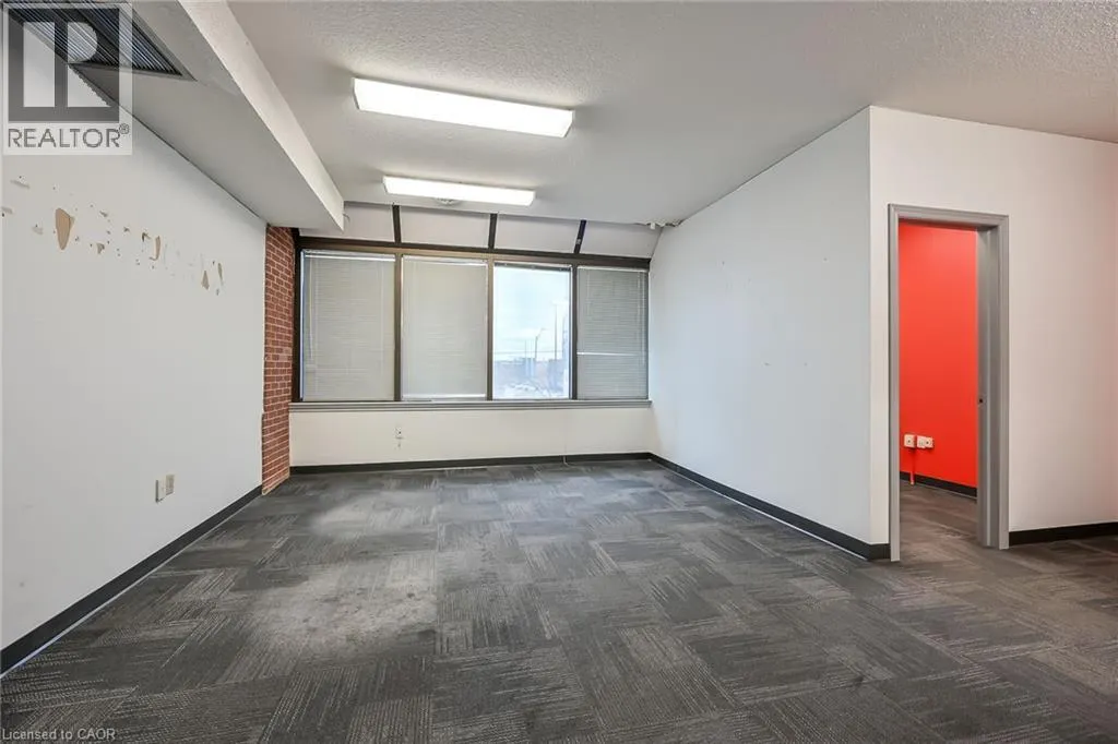 54 CENTENNIAL Parkway N