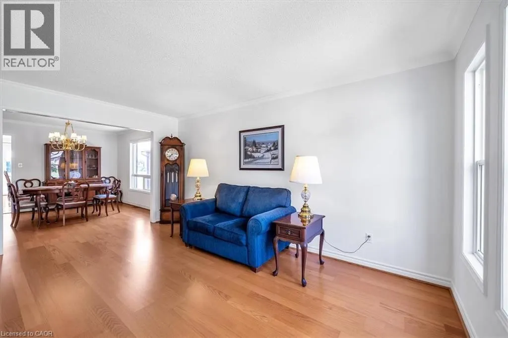 961 RIDGE VALLEY Drive