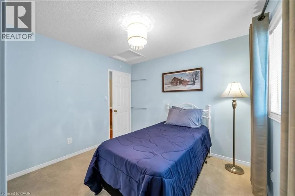 961 RIDGE VALLEY Drive