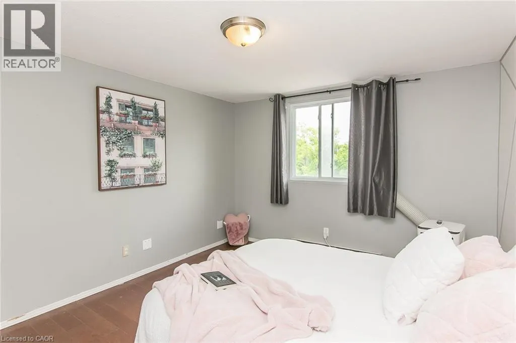 30 AVALON Place Unit# 203, #203
