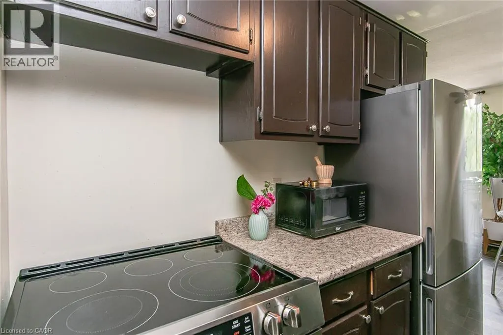 30 AVALON Place Unit# 203, #203