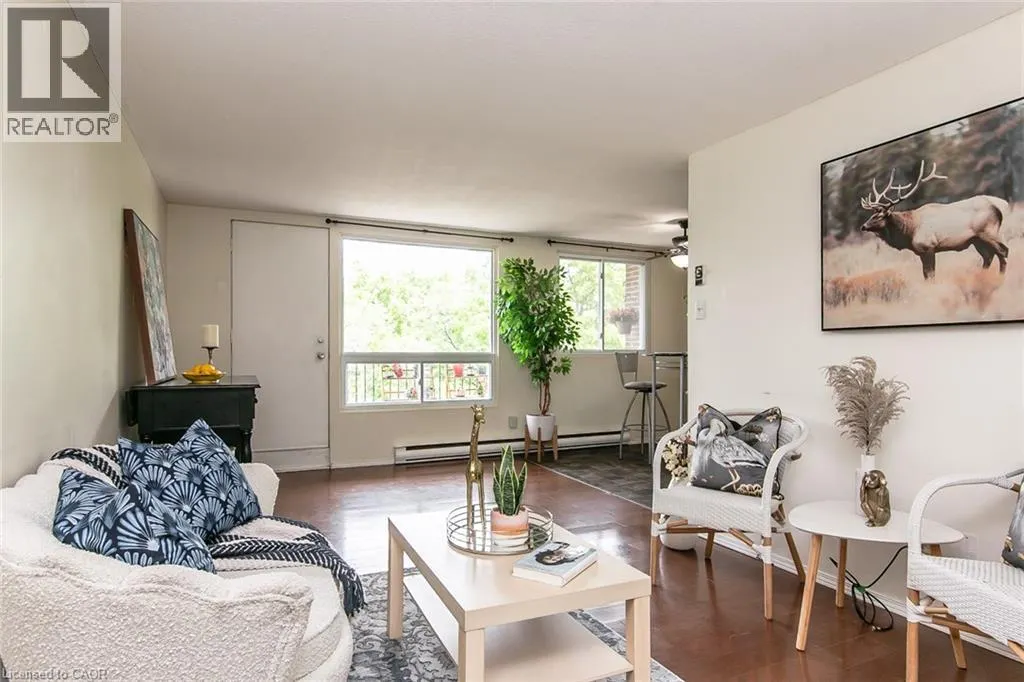 30 AVALON Place Unit# 203, #203