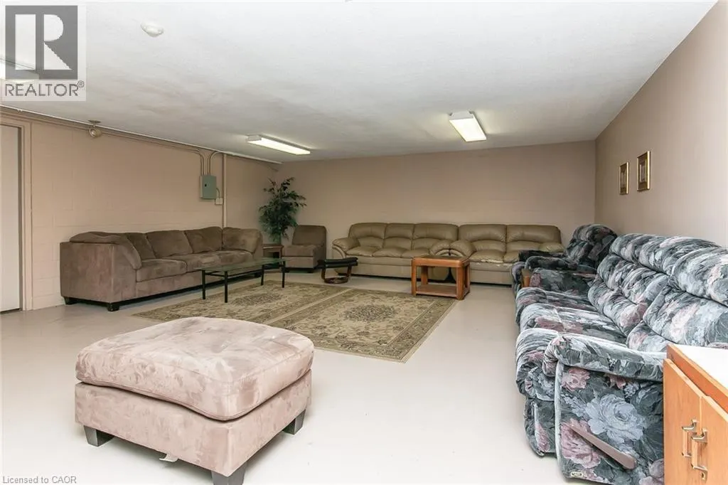 30 AVALON Place Unit# 203, #203