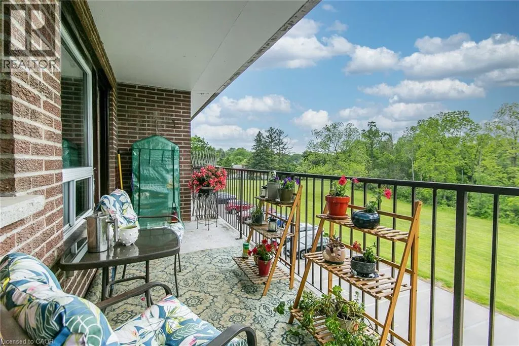 30 AVALON Place Unit# 203, #203