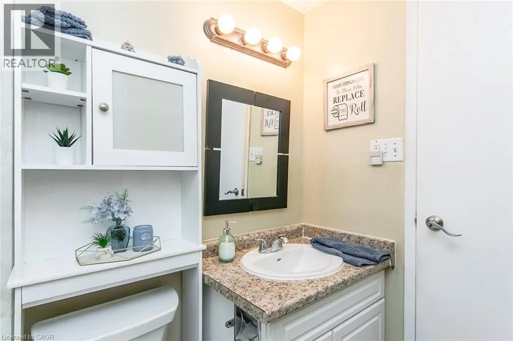 30 AVALON Place Unit# 203, #203