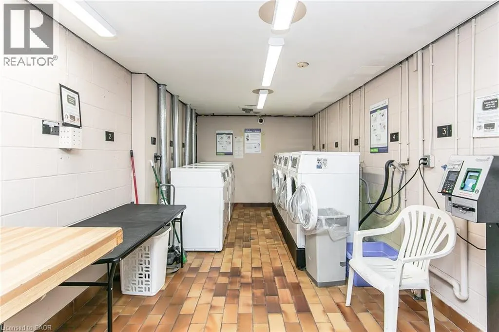 30 AVALON Place Unit# 203, #203