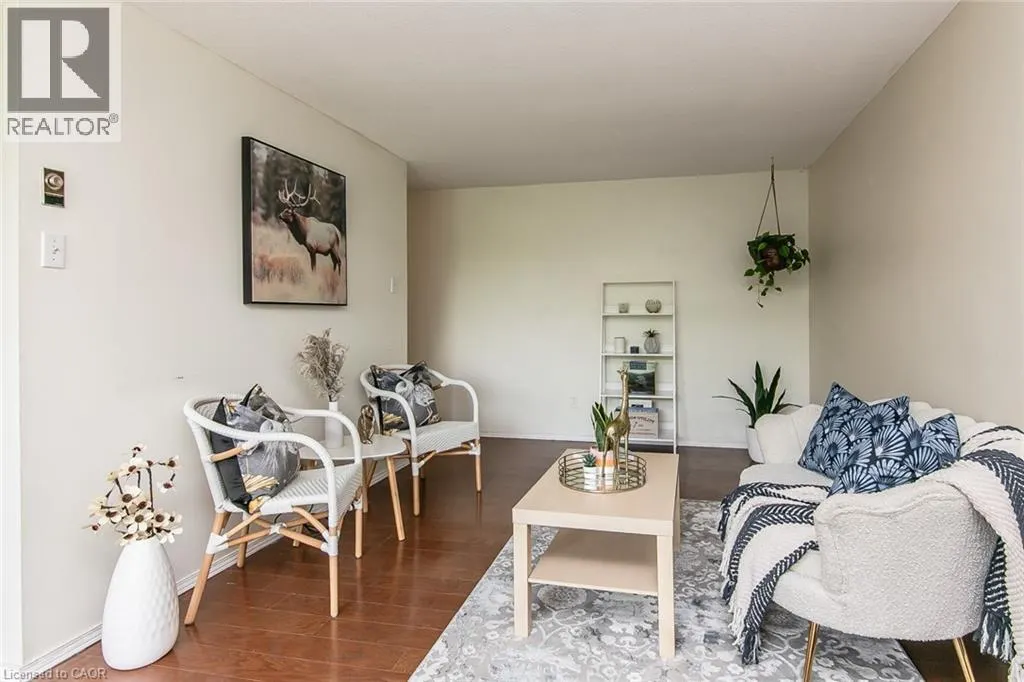30 AVALON Place Unit# 203, #203