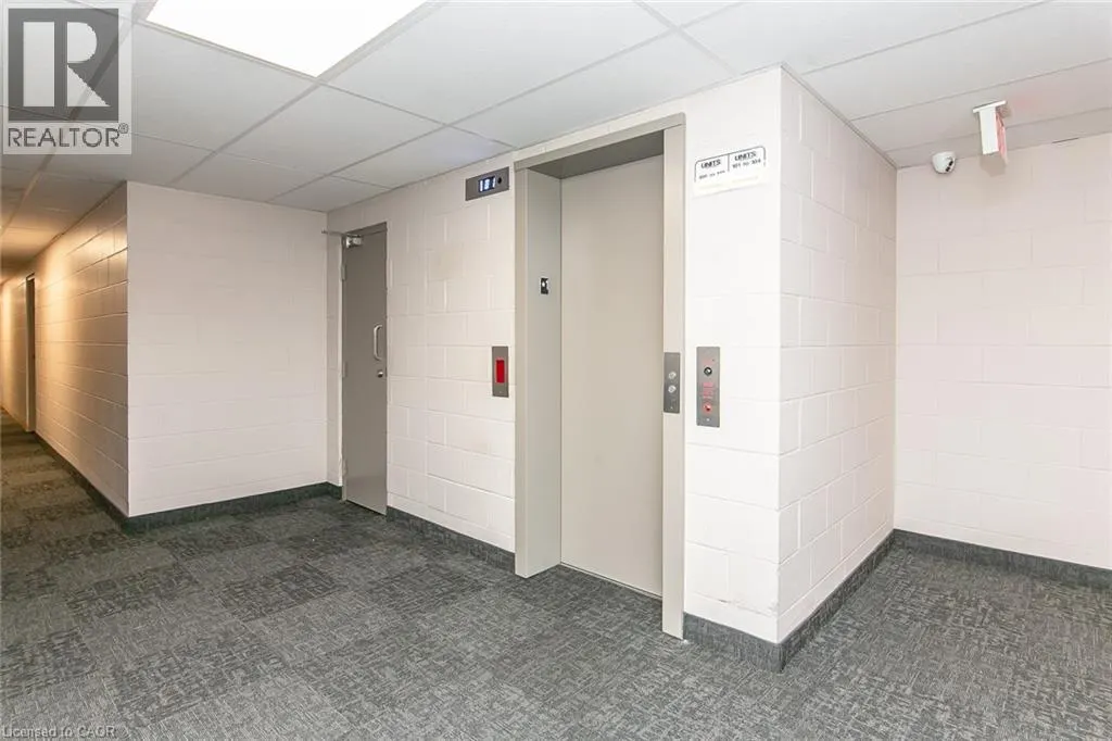 30 AVALON Place Unit# 203, #203