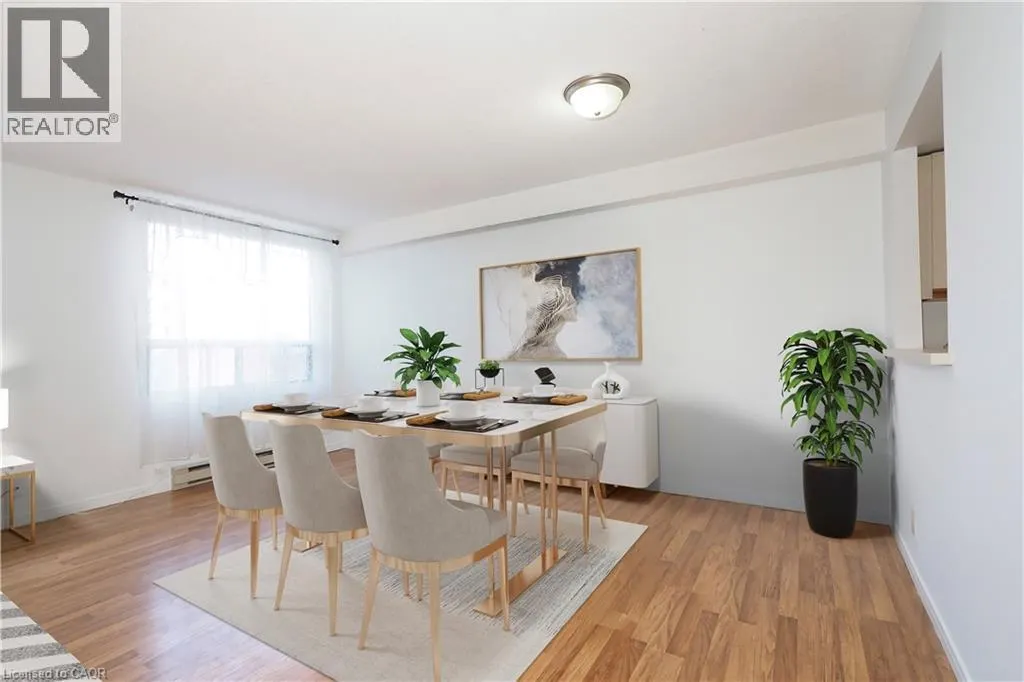 18 HOLBORN Court Unit# 402, #402