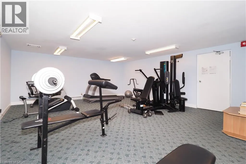 18 HOLBORN Court Unit# 402, #402