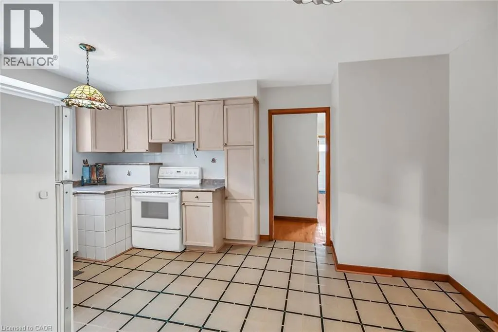 1312 OGDEN Avenue