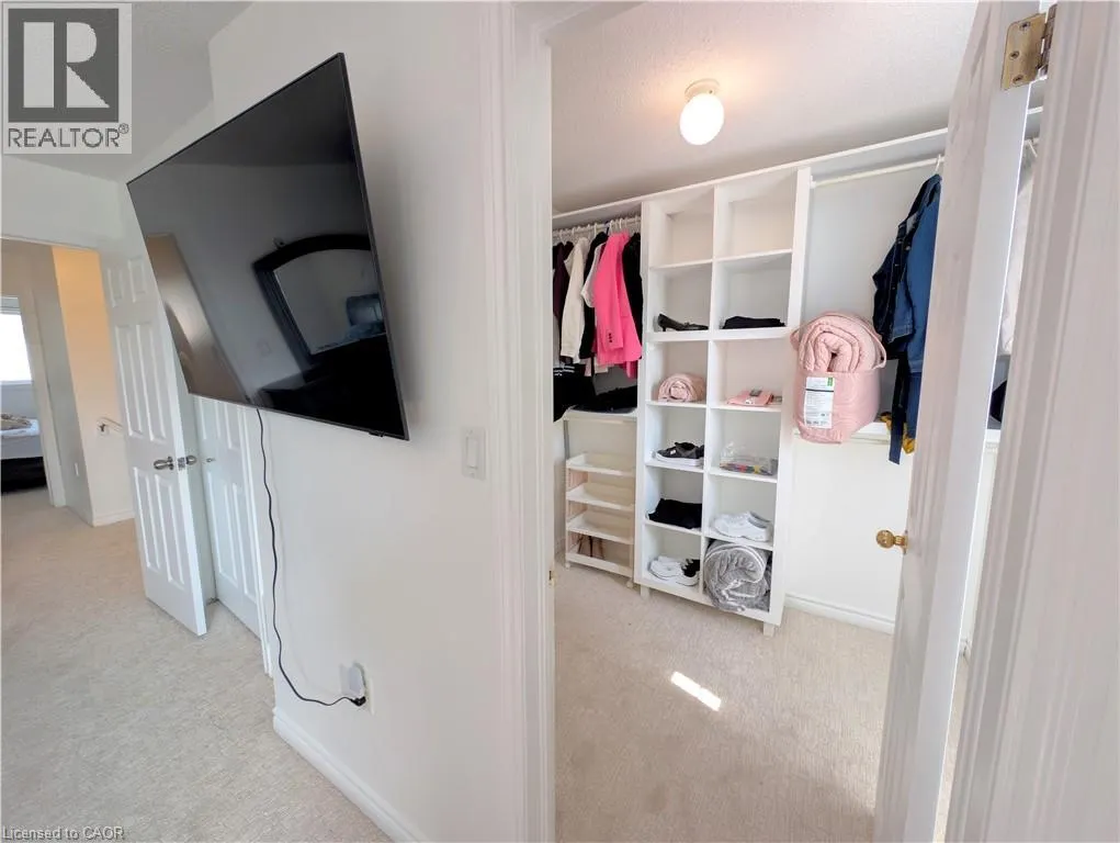 39 PINEWOODS Drive Unit# 5, #5