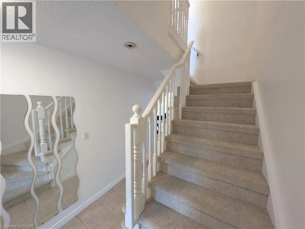 39 PINEWOODS Drive Unit# 5, #5