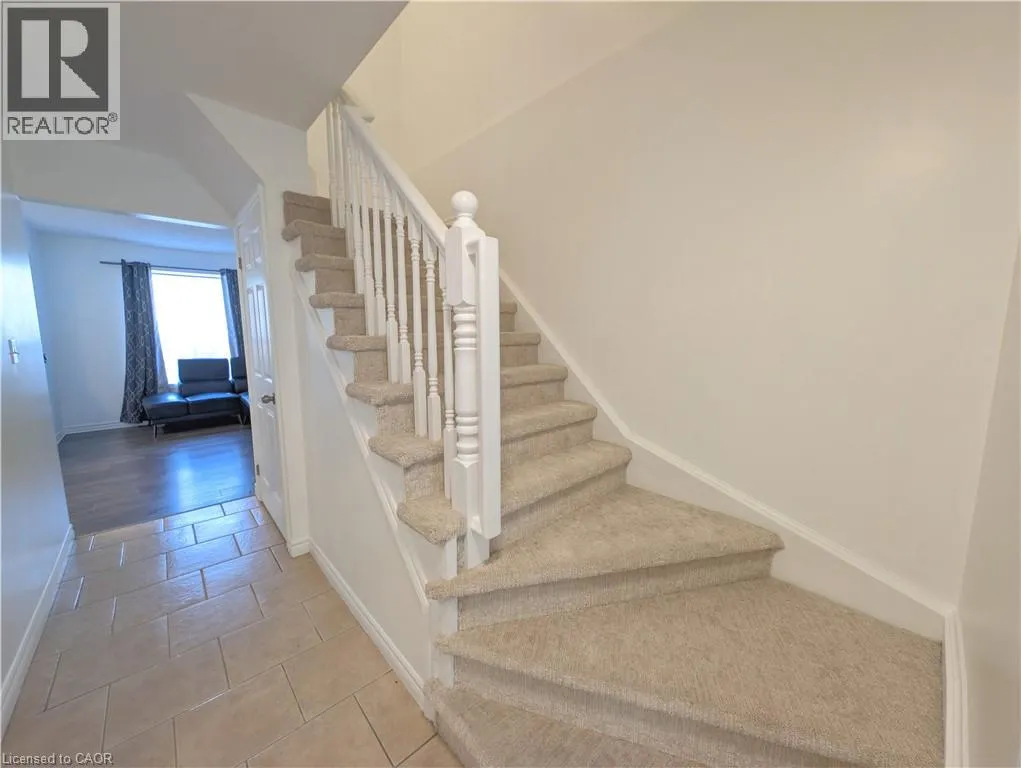 39 PINEWOODS Drive Unit# 5, #5