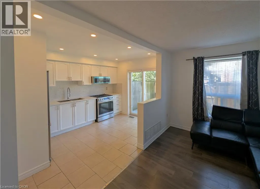 39 PINEWOODS Drive Unit# 5, #5