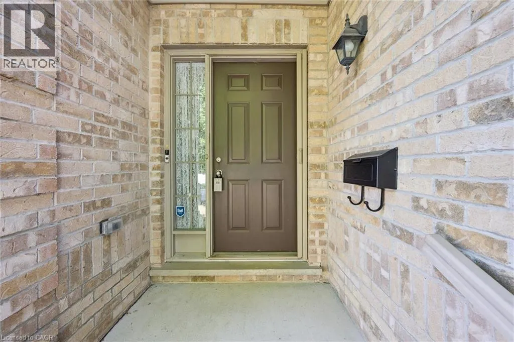 900 DOON VILLAGE Road Unit# 4, #4