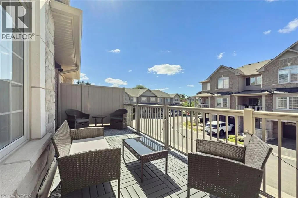 215 DUNDAS Street E Unit# 9, #9