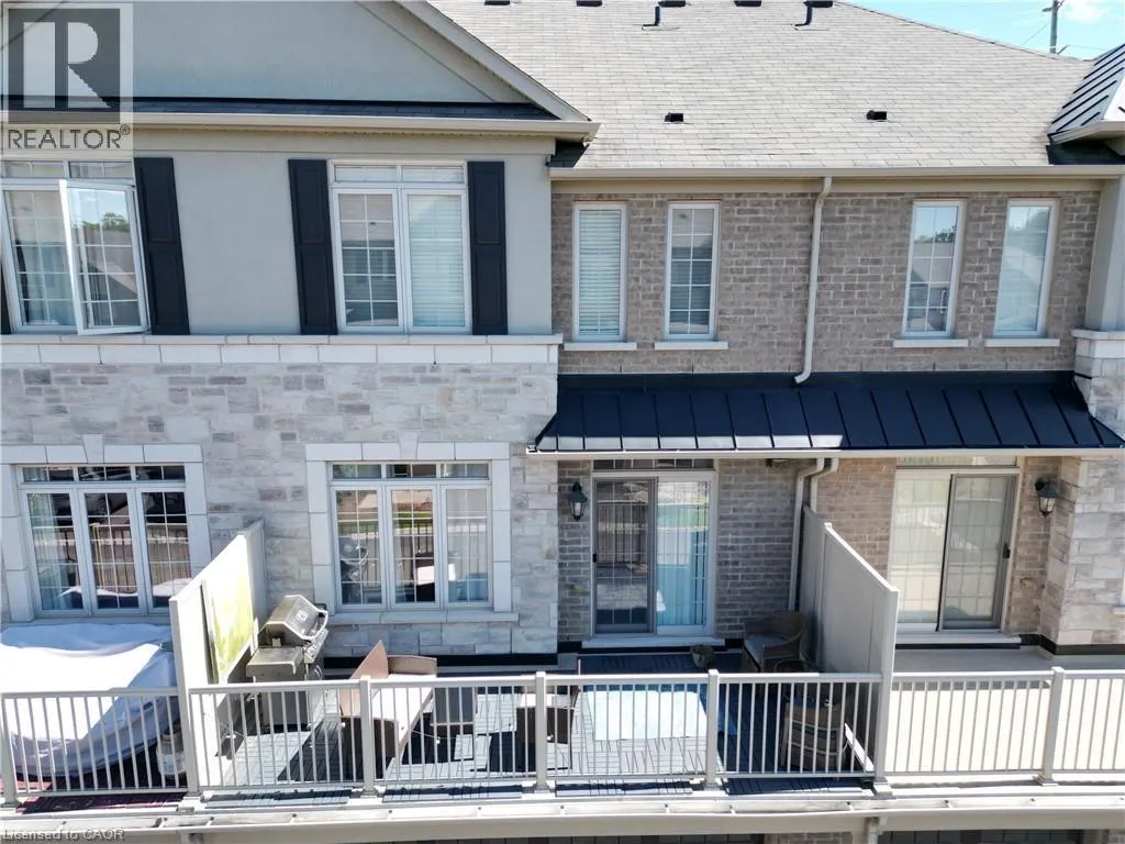 215 DUNDAS Street E Unit# 9, #9