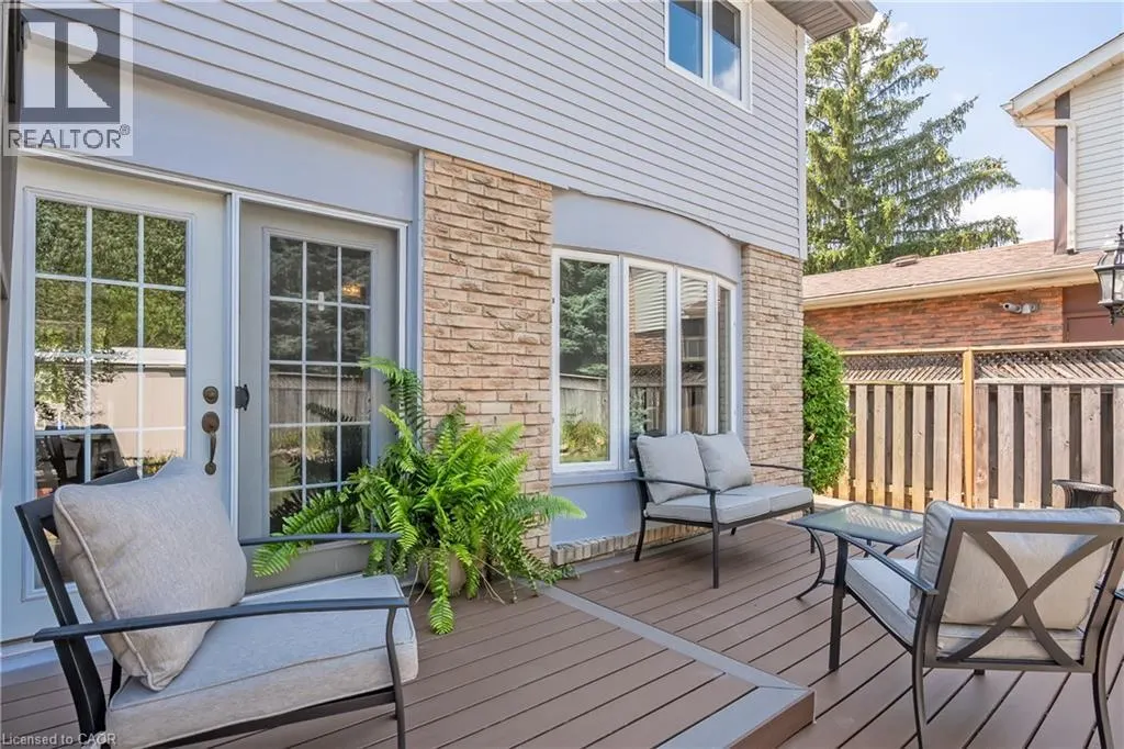 2407 HEMLOCK Court