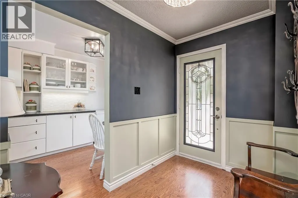 2407 HEMLOCK Court