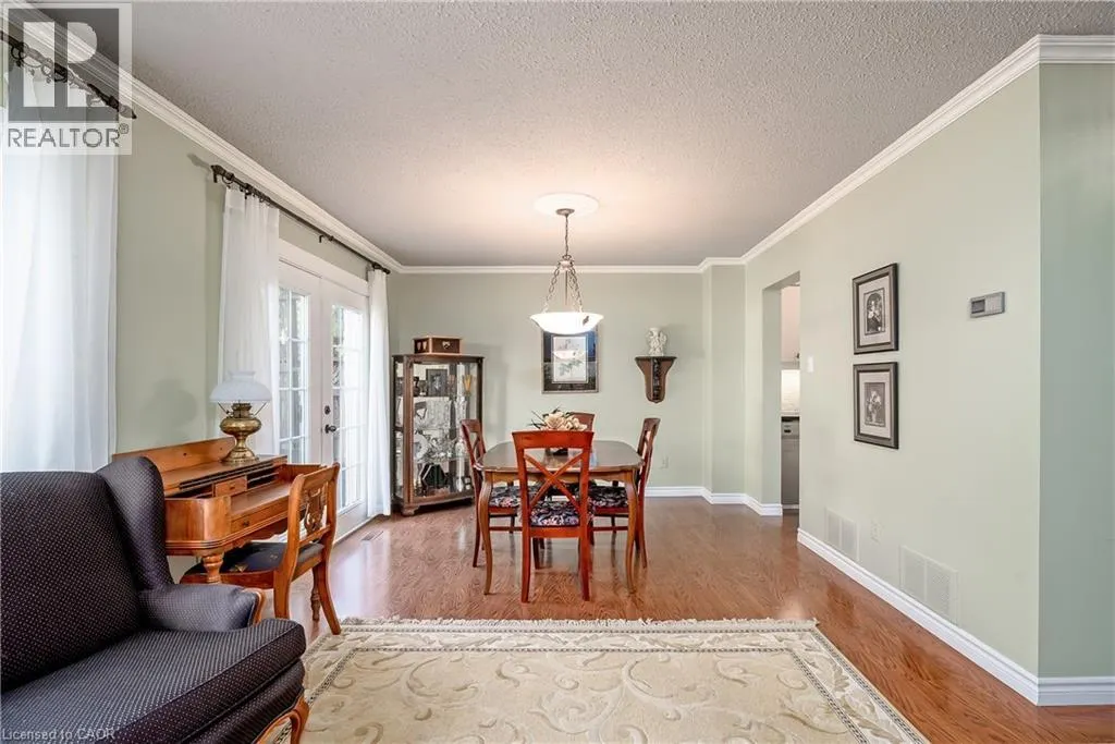 2407 HEMLOCK Court
