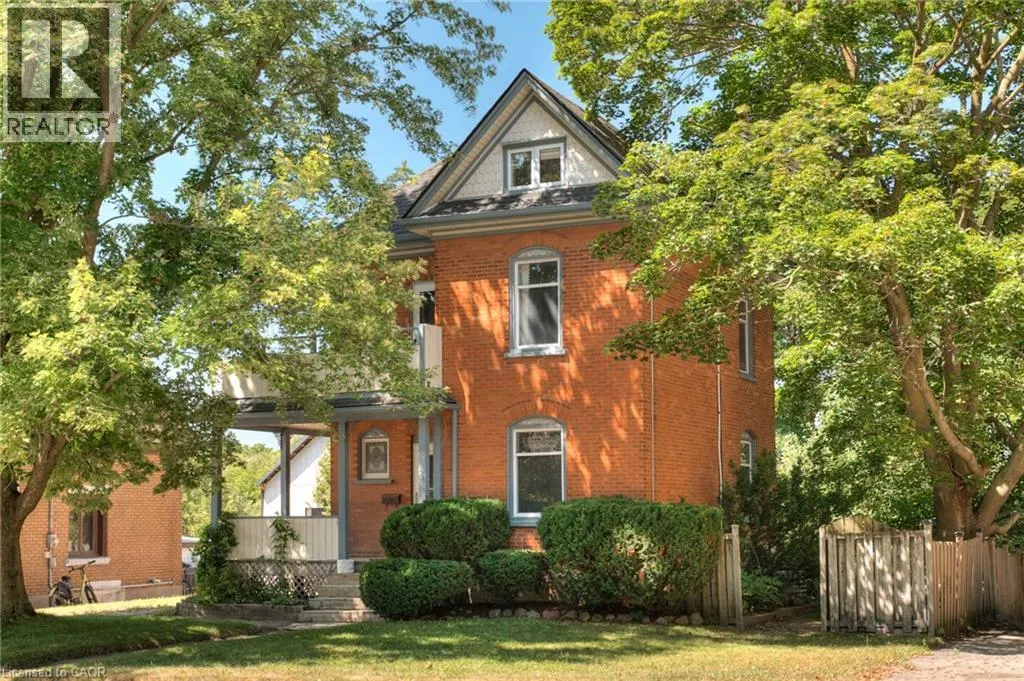 26 ARTHUR Street N