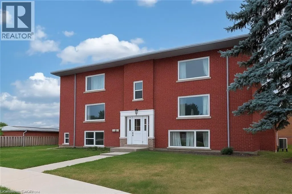 157 BRUCE Street Unit# 4, #4