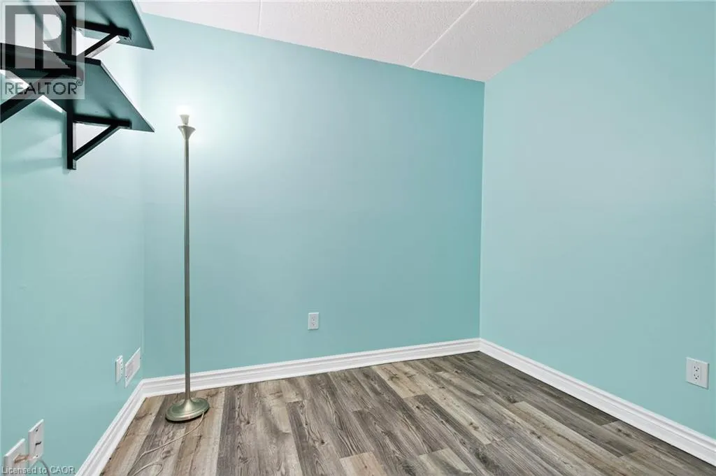 2020 CLEAVER Avenue Unit# 206, #206