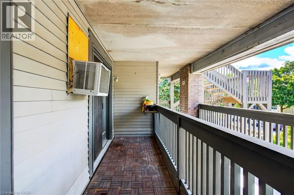 2020 CLEAVER Avenue Unit# 206, #206
