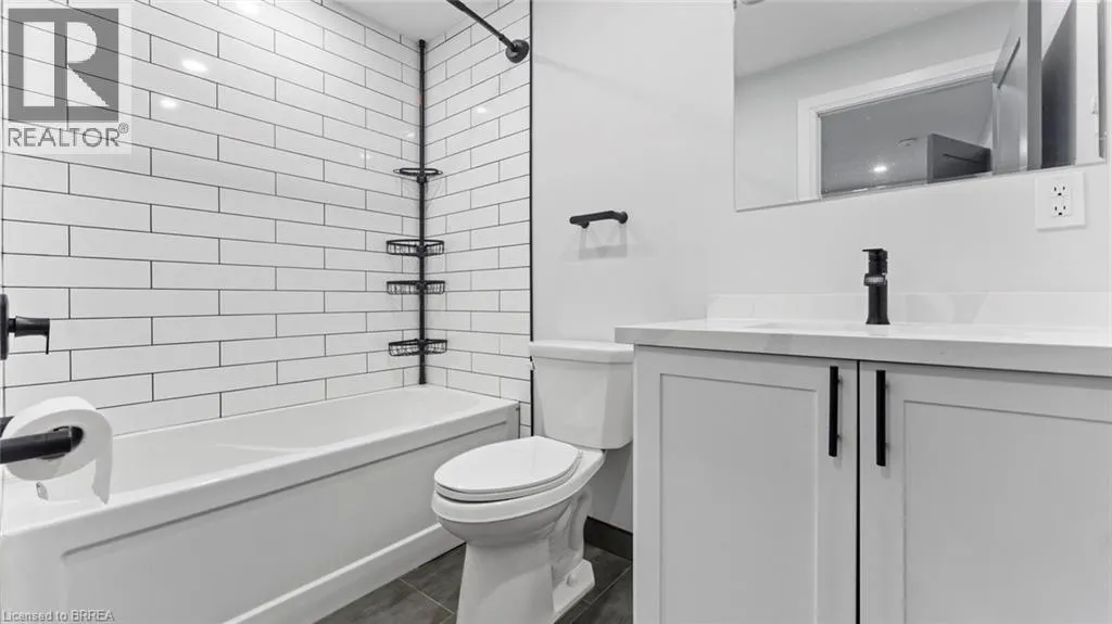 130 ELGIN Street Unit# 1, #1