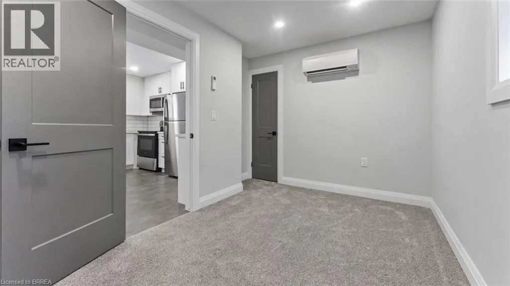 130 ELGIN Street Unit# 1, #1