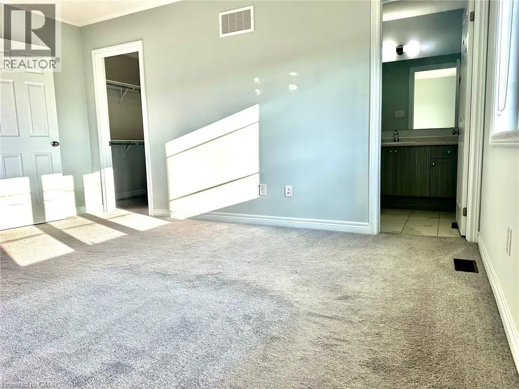 113 HARTLEY Avenue Unit# 6, #6