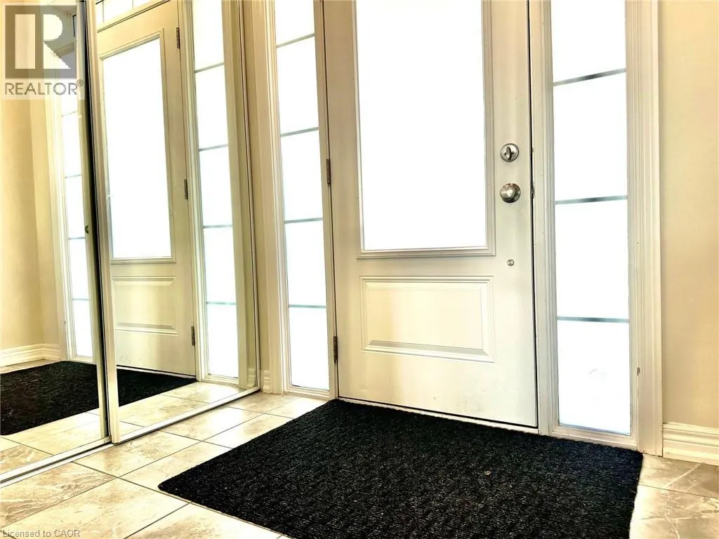 113 HARTLEY Avenue Unit# 6, #6