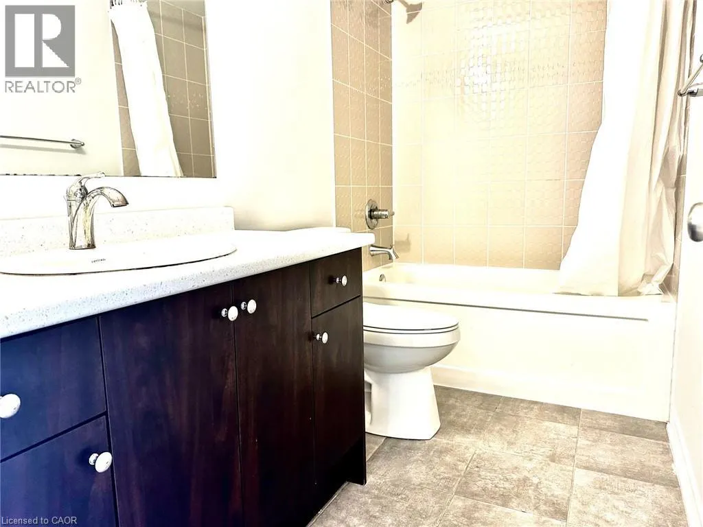 113 HARTLEY Avenue Unit# 6, #6