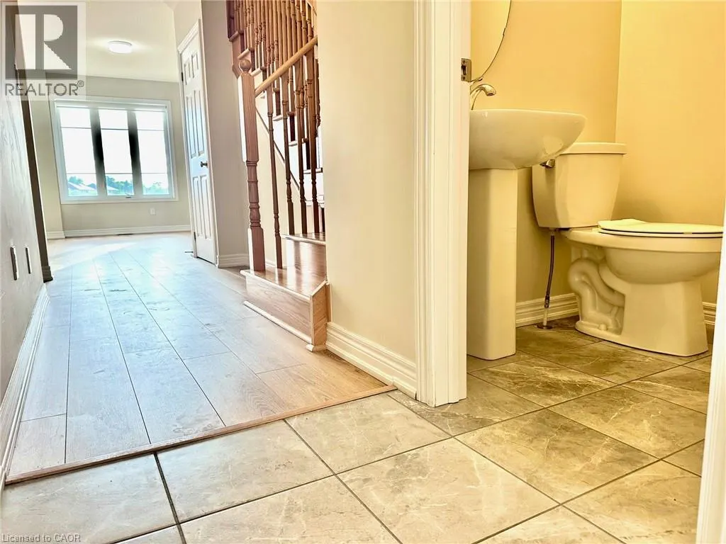 113 HARTLEY Avenue Unit# 6, #6