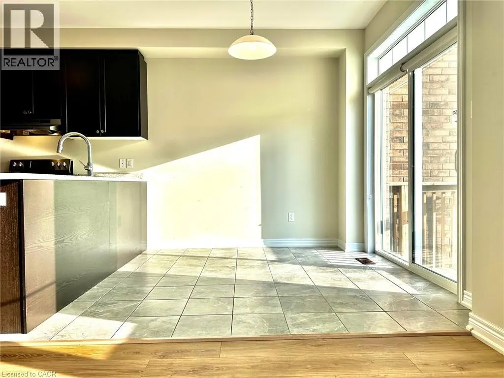 113 HARTLEY Avenue Unit# 6, #6