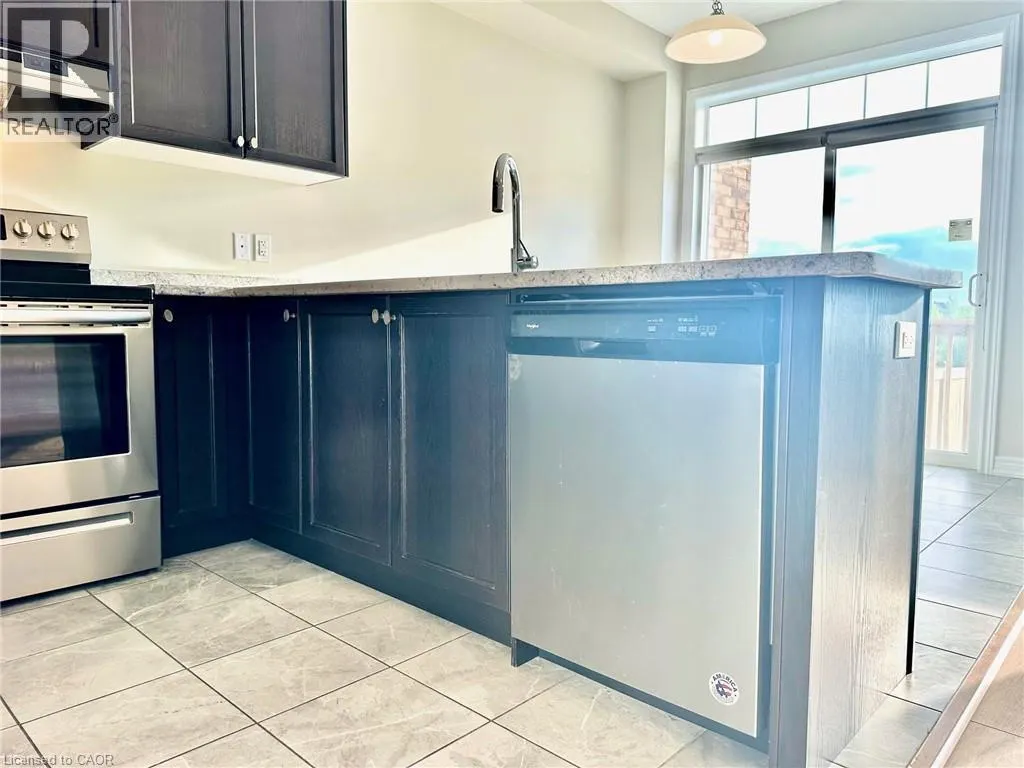 113 HARTLEY Avenue Unit# 6, #6