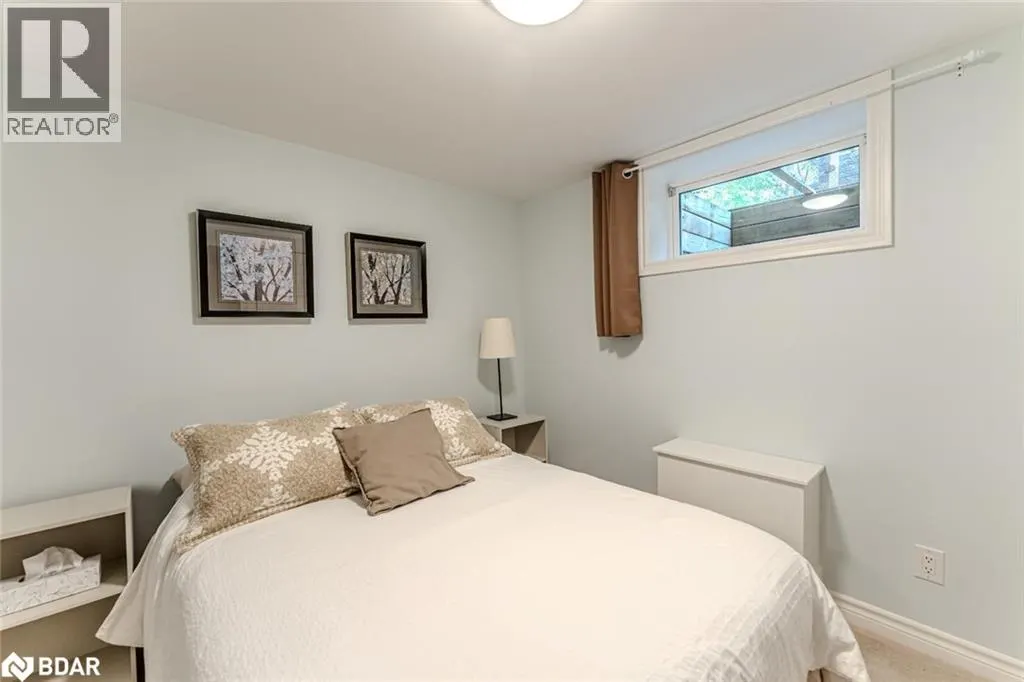 19 OAKRIDGE Drive
