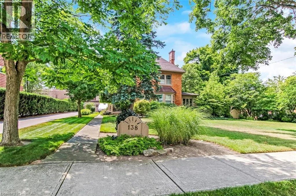 138 ST. JAMES Street S