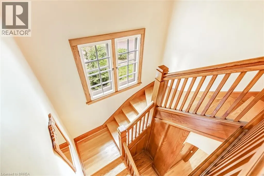 138 ST. JAMES Street S