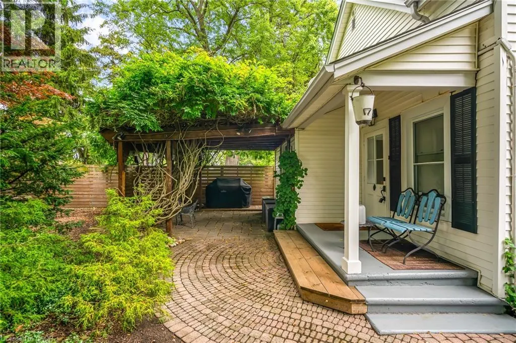 14894 NIAGARA RIVER Parkway